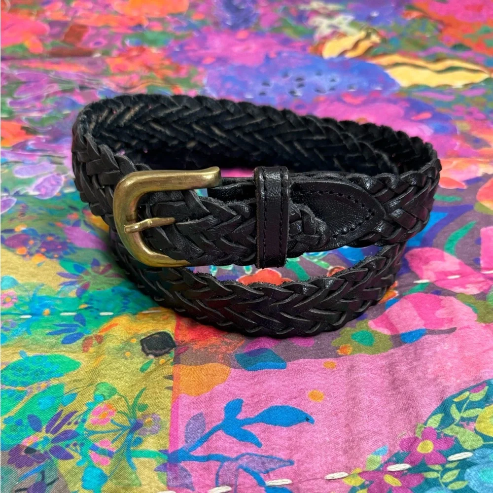 Vintage woven leather